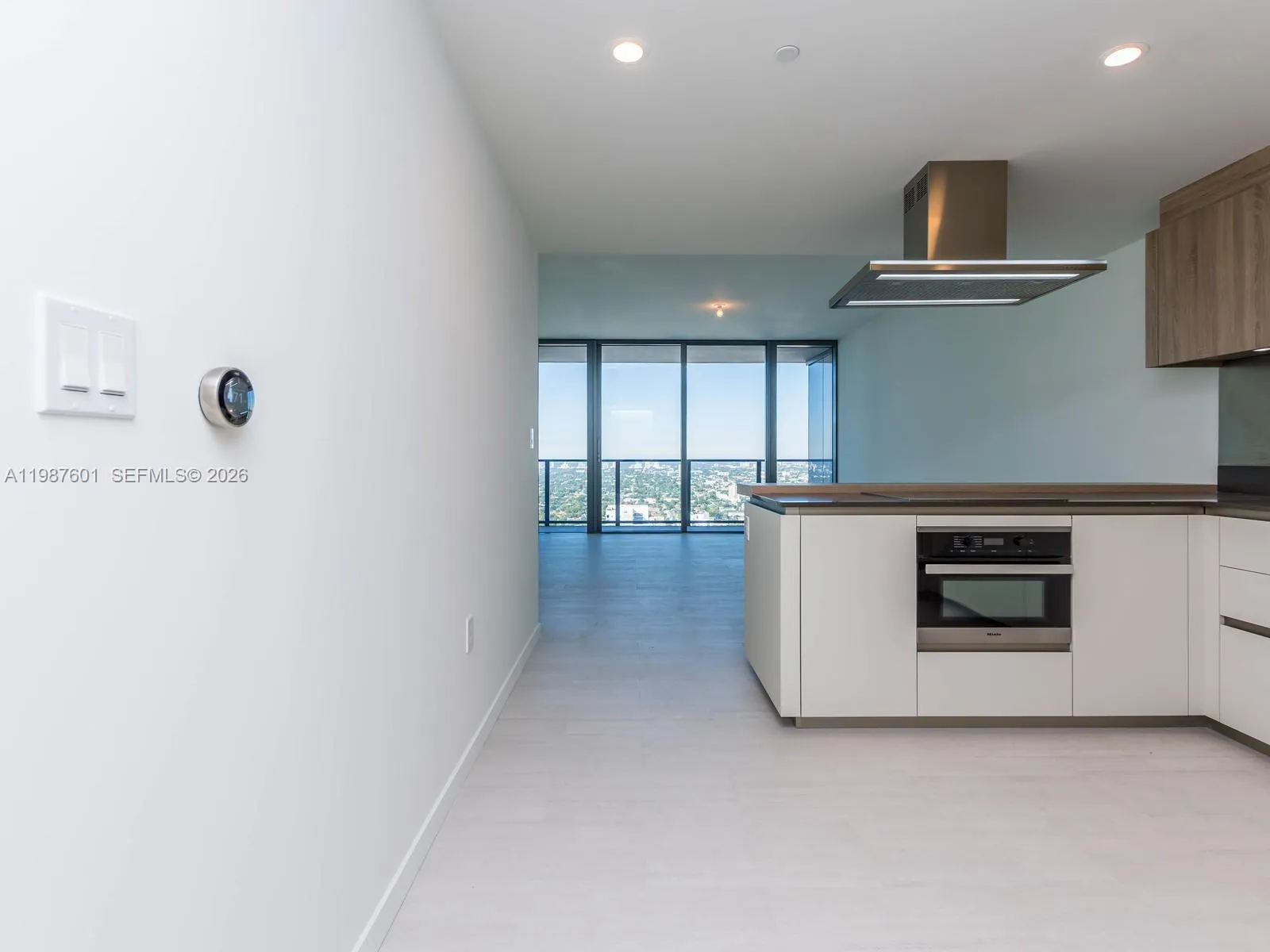 1000 Brickell Plz # 4104, Miami FL 33131