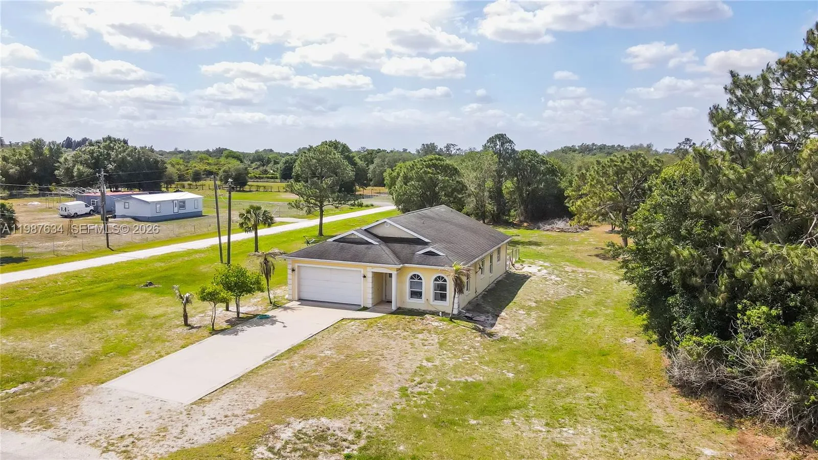 166 Pine Cone Ave, Clewiston FL 33440