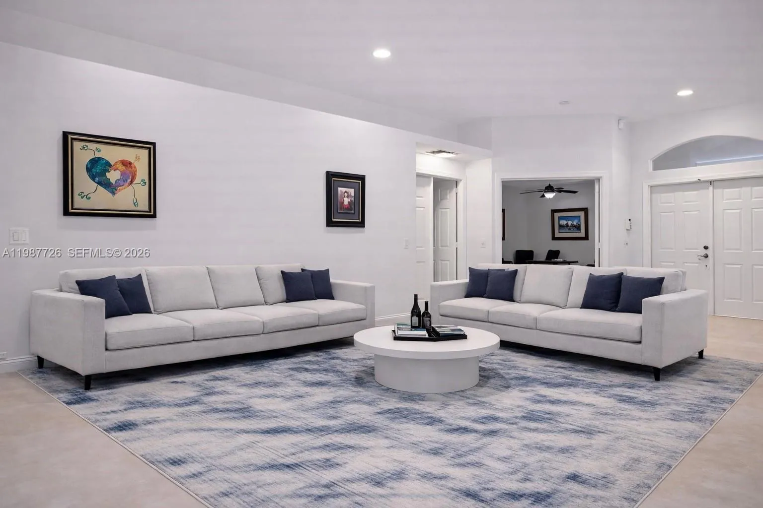 3744 Oak Ridge Cir, Weston FL 33331