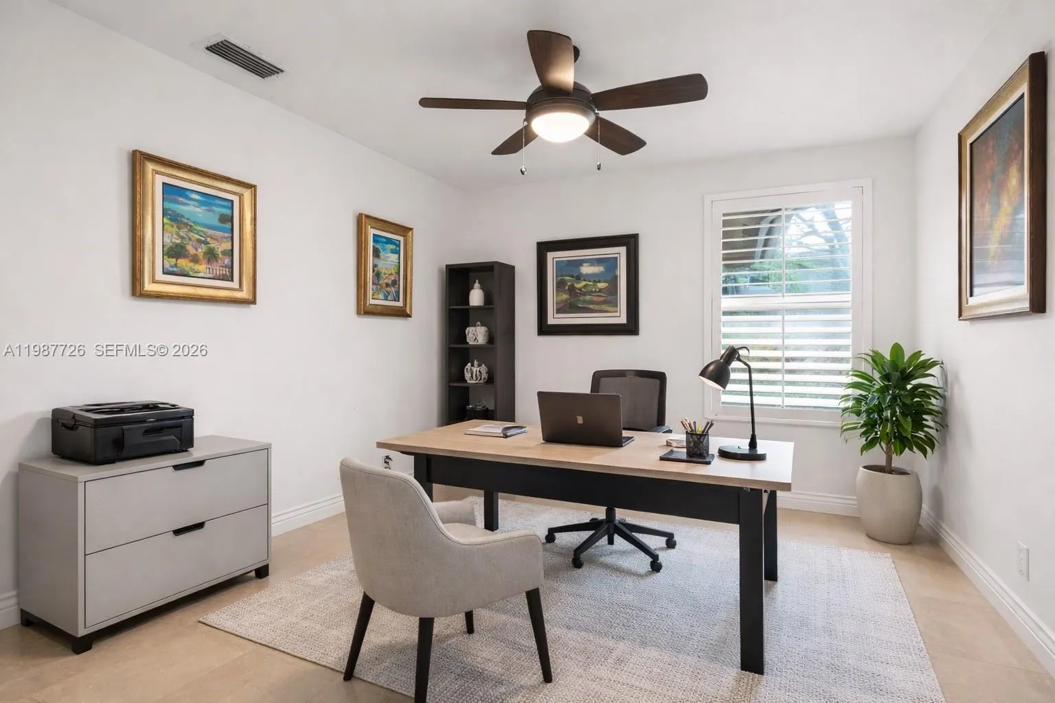 3744 Oak Ridge Cir, Weston FL 33331