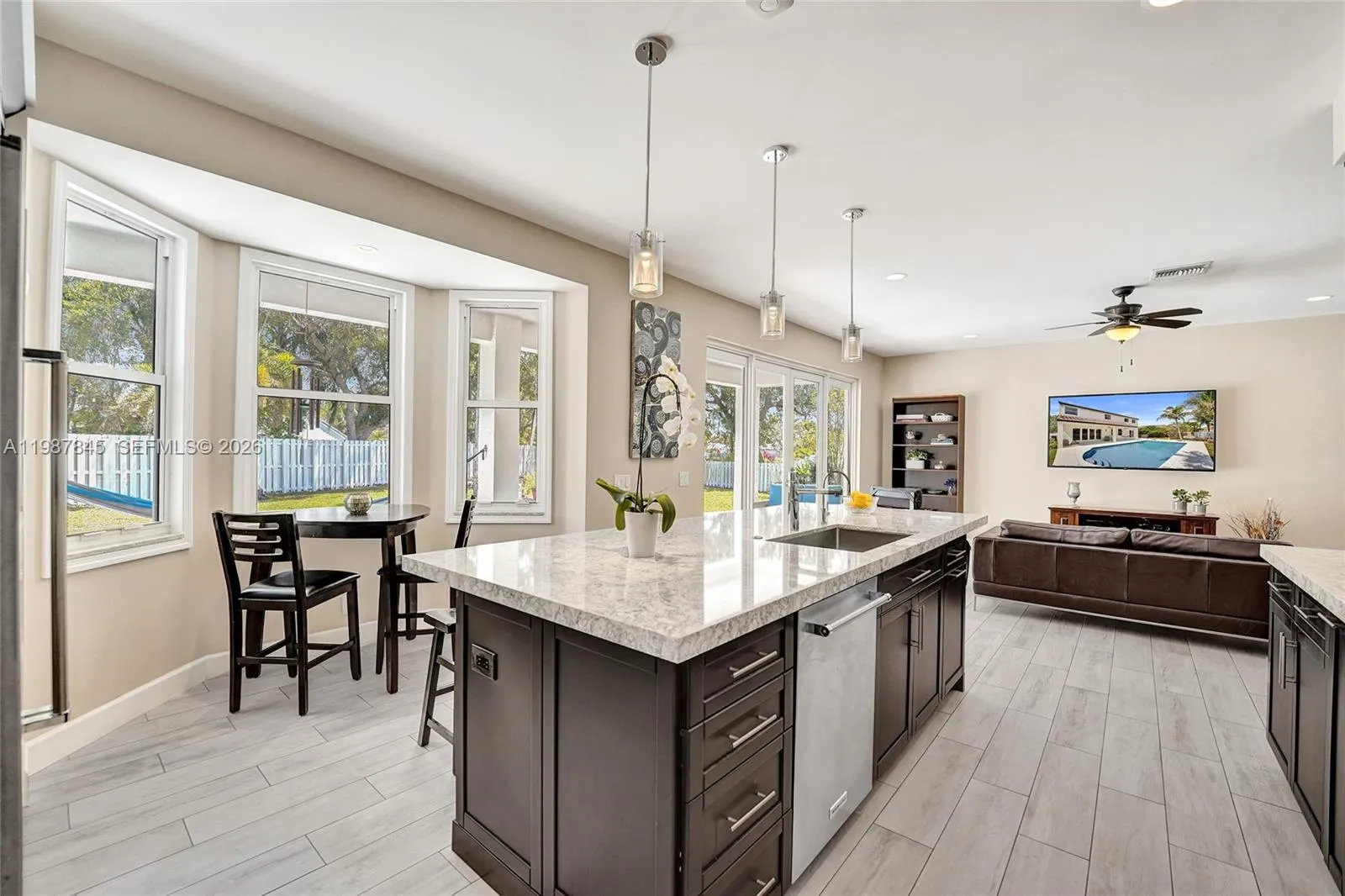 484 Cambridge Dr, Weston FL 33326