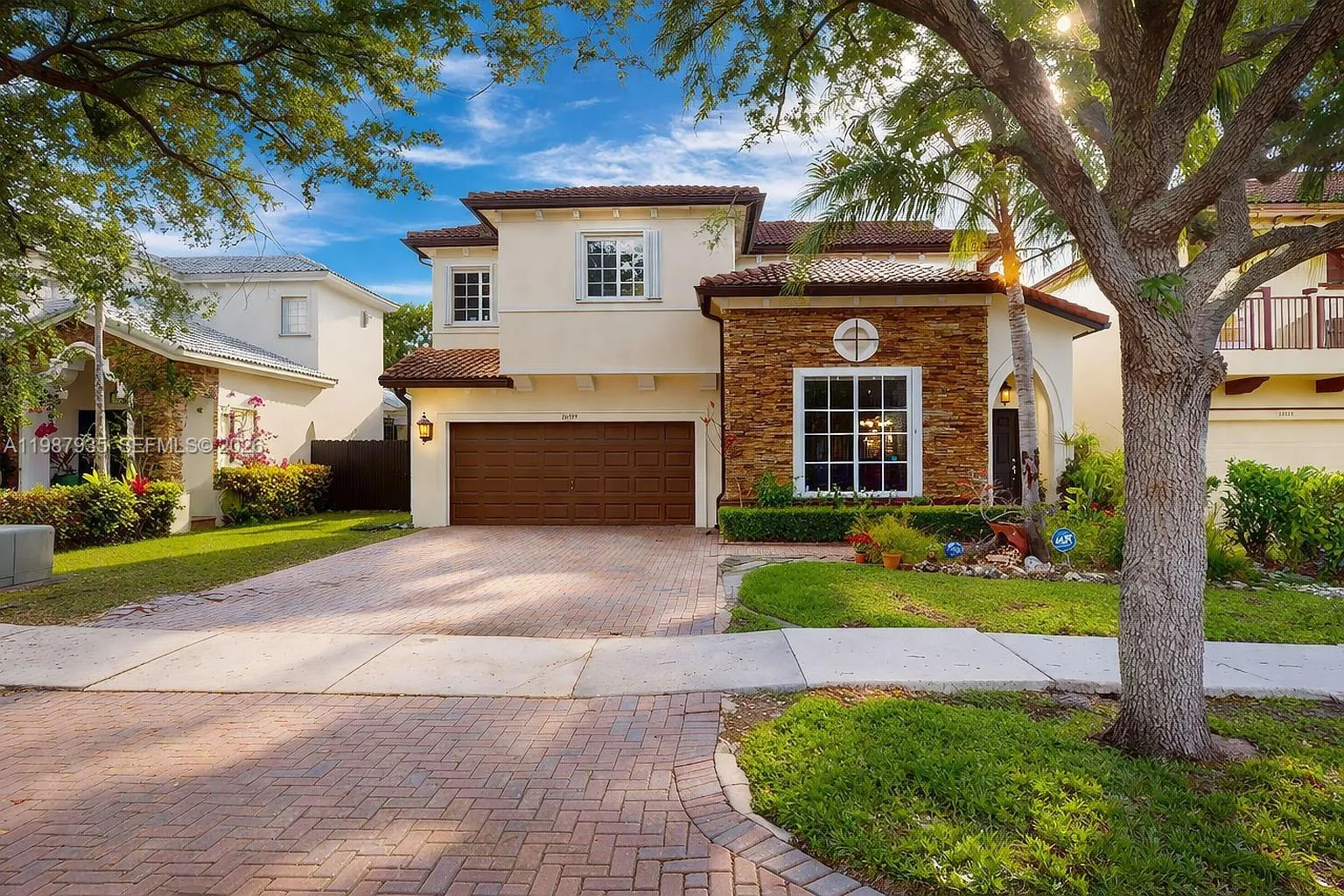 4 bedroom 2 bath for sale at 16479 SW 50th Ter, Miami FL 33185