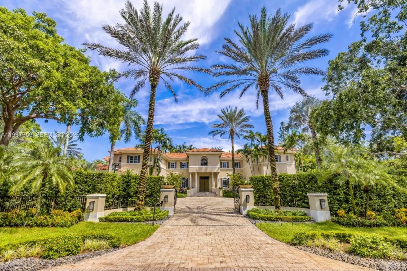 5250 Snapper Creek Rd, Coral Gables FL 33156