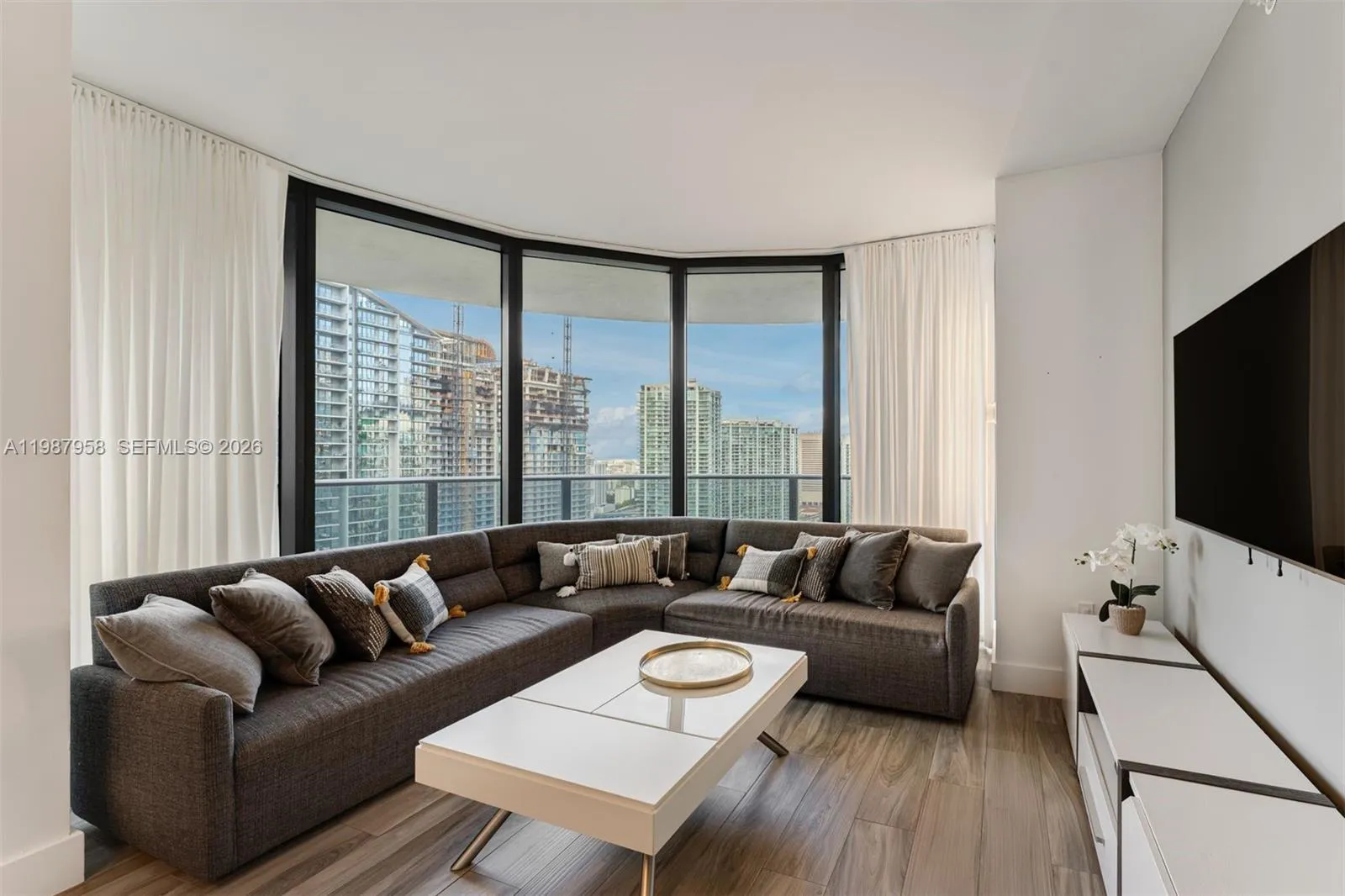 801 S Miami Ave # 3509, Miami FL 33130