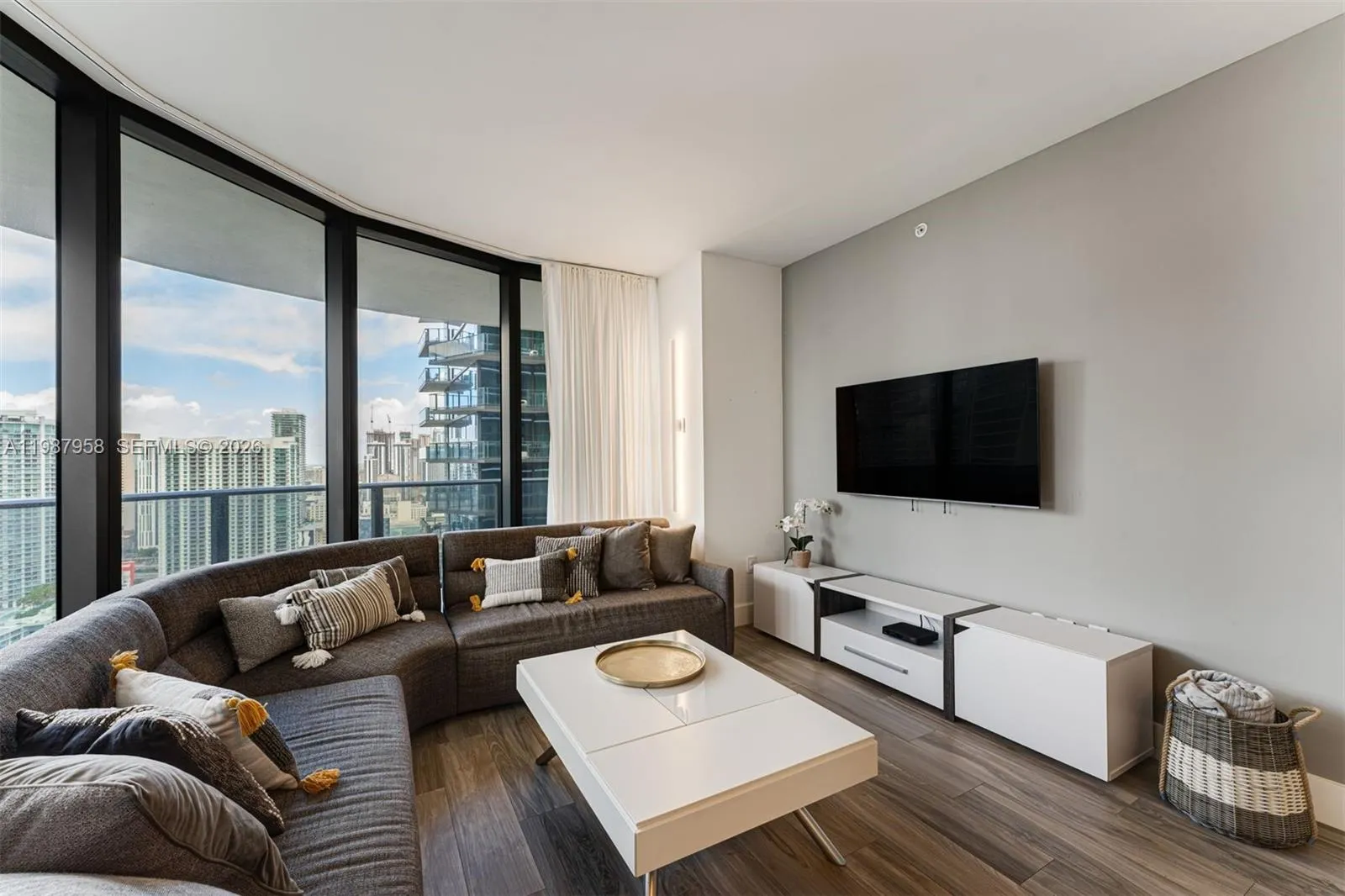 801 S Miami Ave # 3509, Miami FL 33130