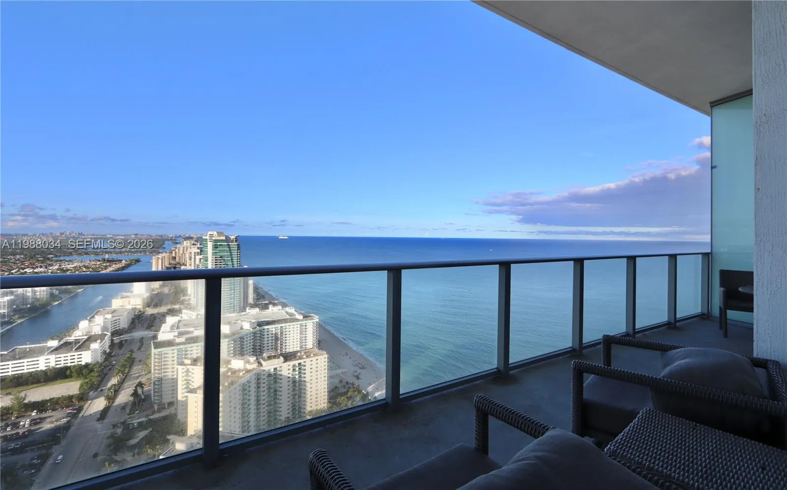 4111 S Ocean Dr, Hollywood FL 33019