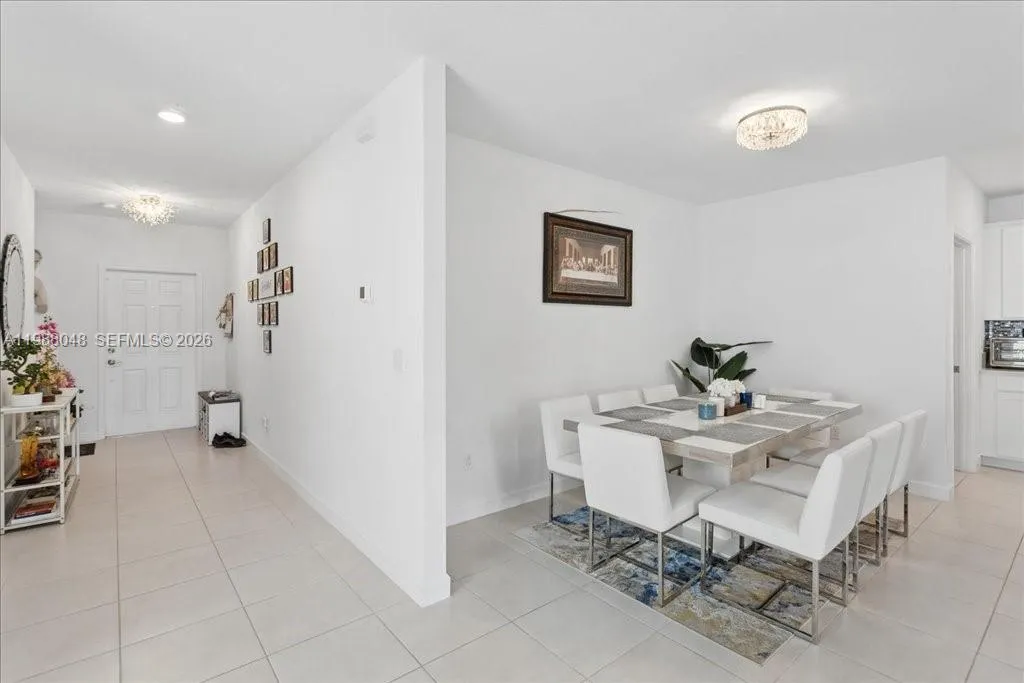 6018 Henderson Way, West Palm Beach FL 33415