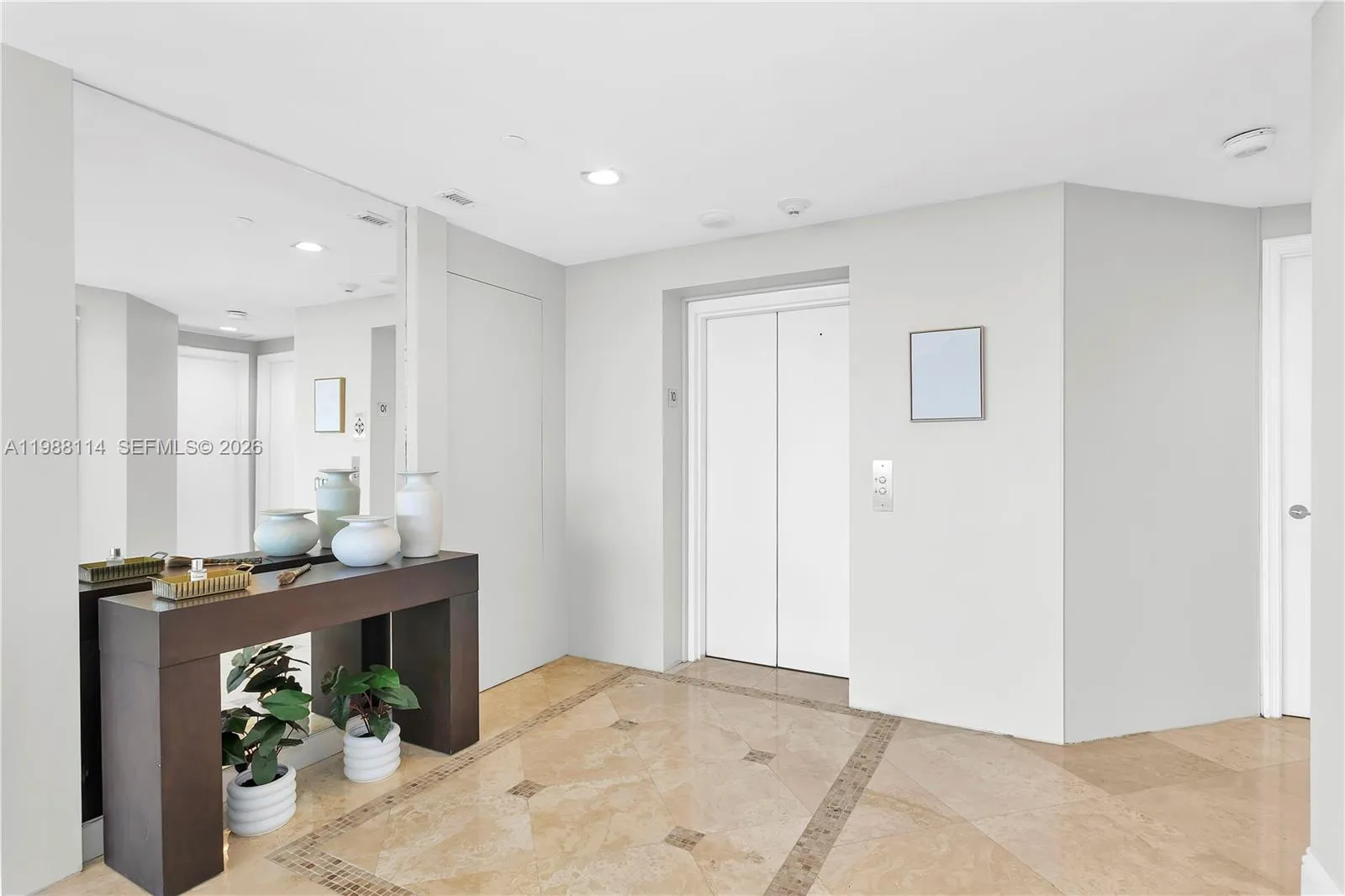 3802 NE 207th St # 1001, Aventura FL 33180