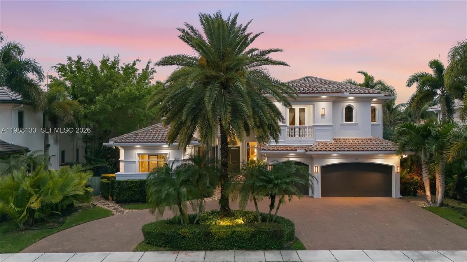 5 bedroom 6 bath for sale at 611 Sweet Bay Ave, Plantation FL 33324