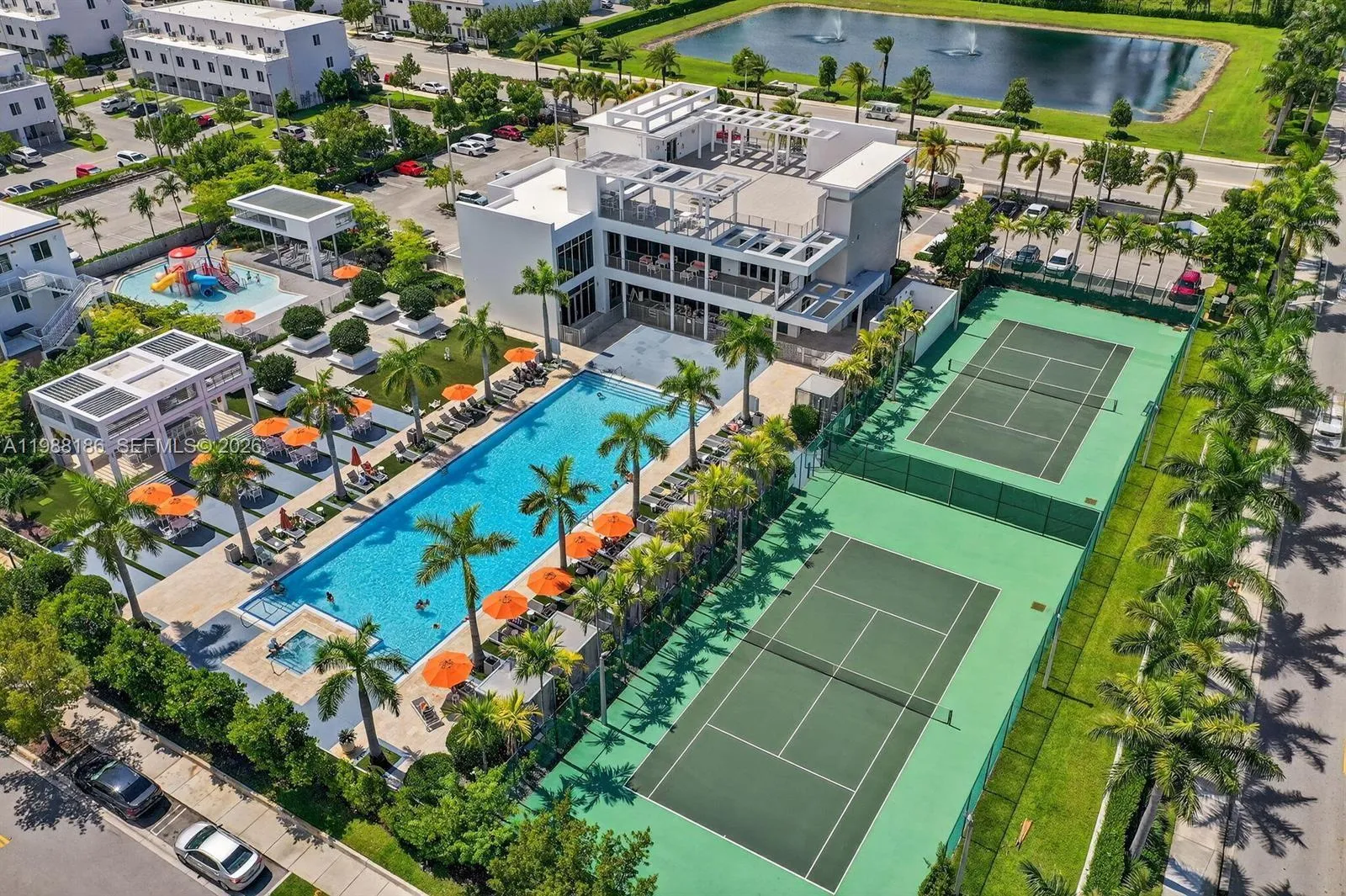 10460 NW 67th St, Doral FL 33178