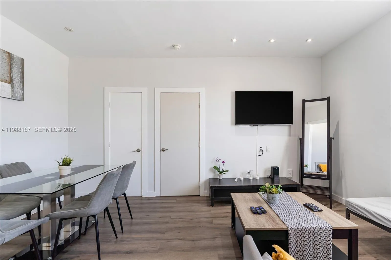 750 Collins Ave # 302, Miami Beach FL 33139