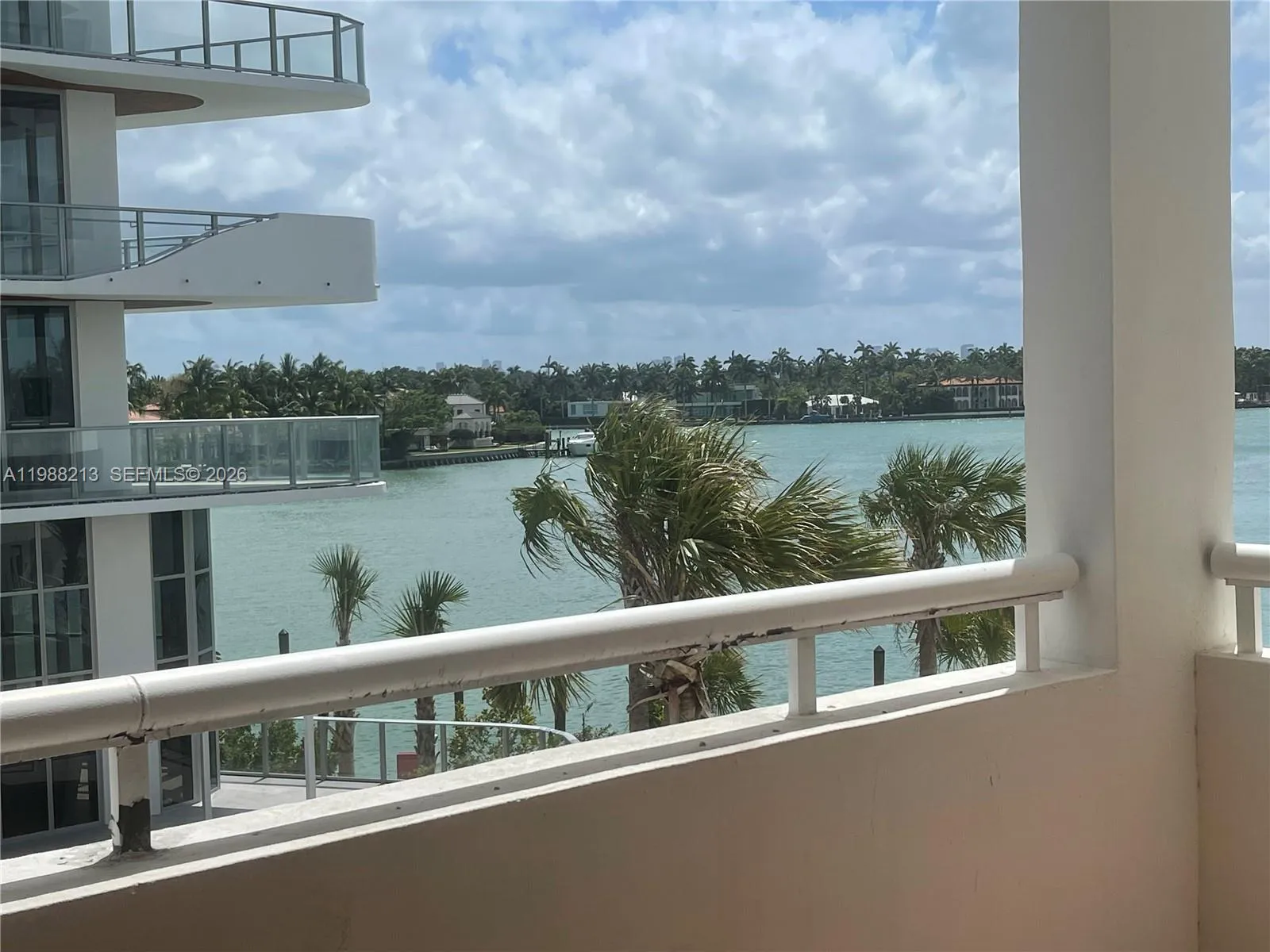 1 bedroom 1 bath for sale at 6820 Indian Creek Dr # 3B, Miami Beach FL 33141