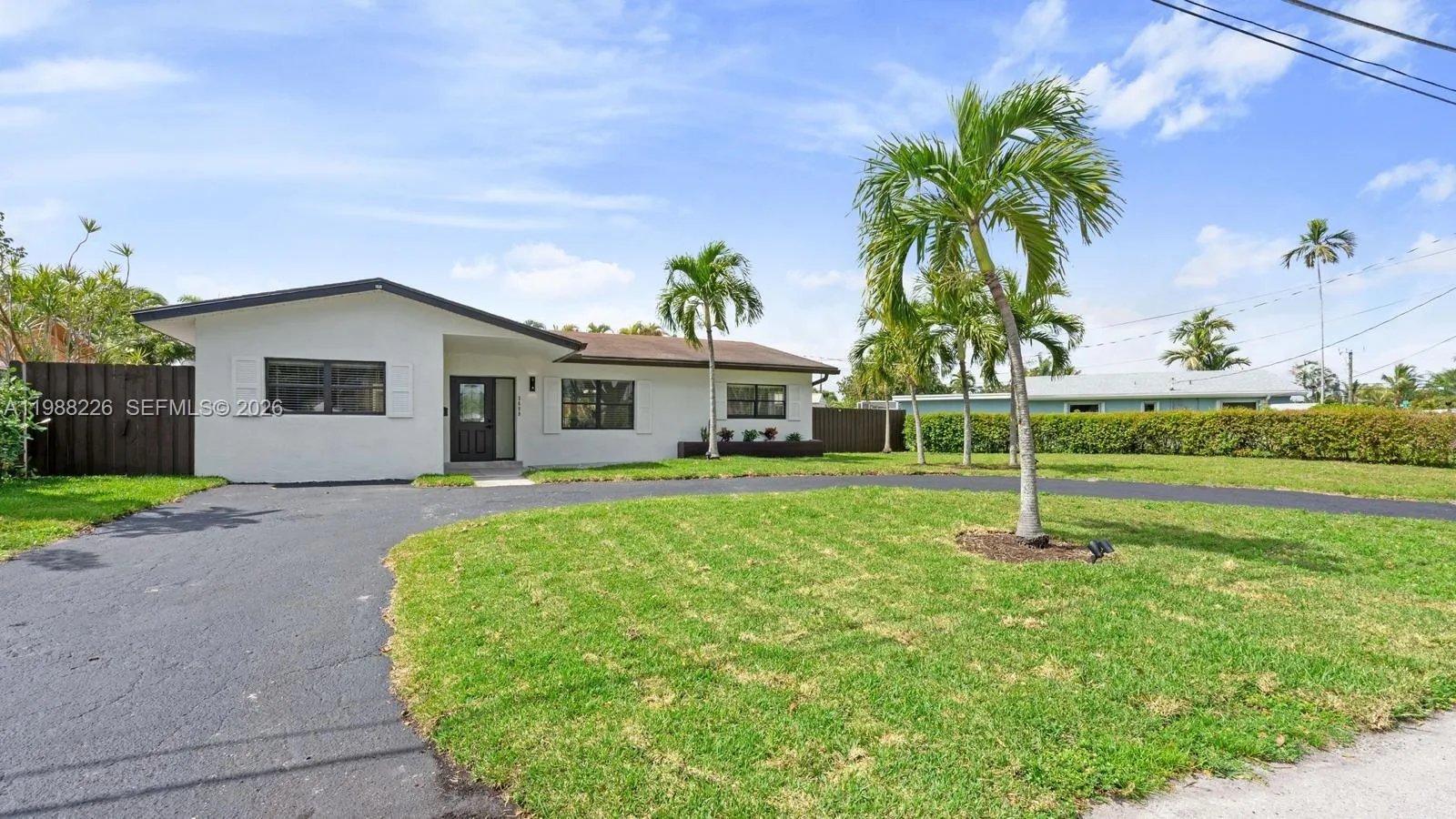 3699 NW 17 way, Oakland Park FL 33309