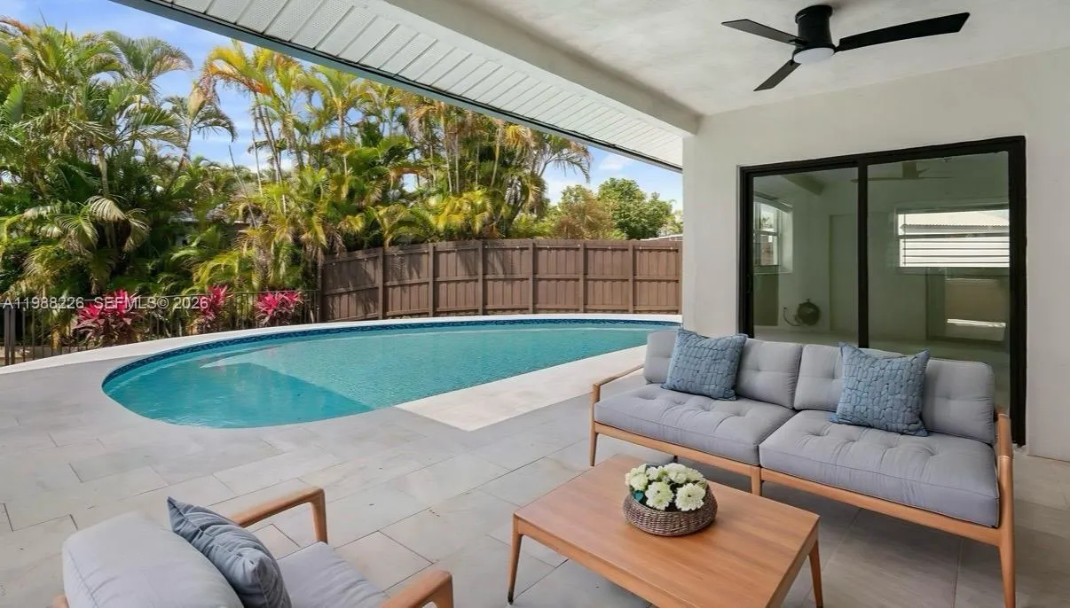 3699 NW 17 way, Oakland Park FL 33309
