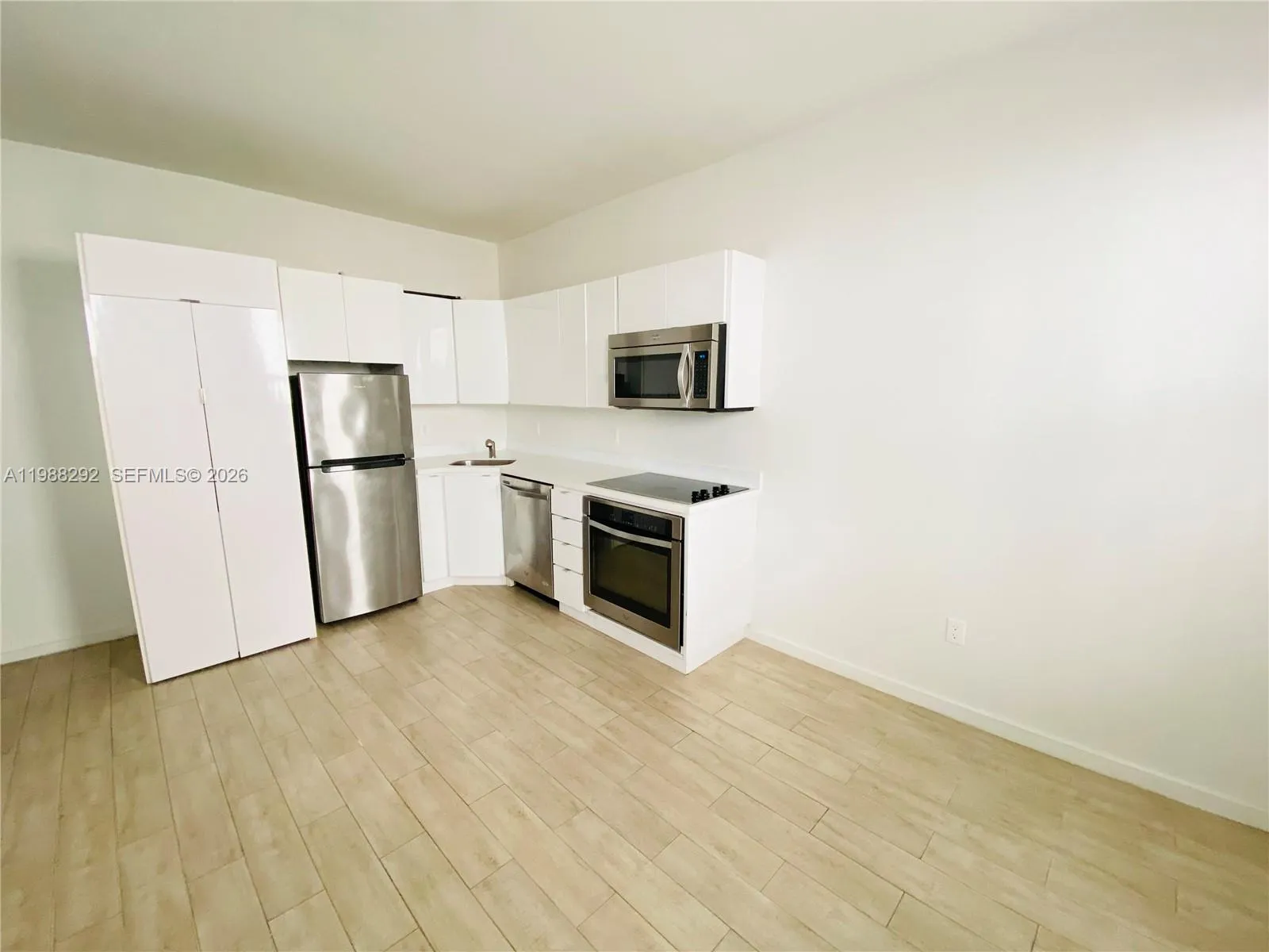 1611 Meridian Ave # 305, Miami Beach FL 33139