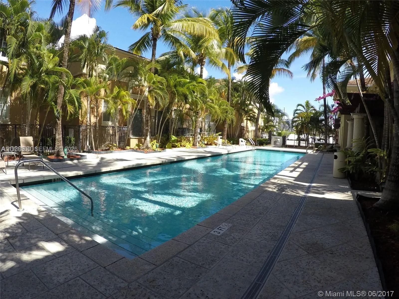 2921 NE 185th St # 1202, Aventura FL 33180