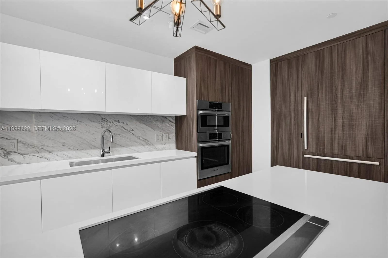 851 NE 1st Ave # 2912, Miami FL 33132