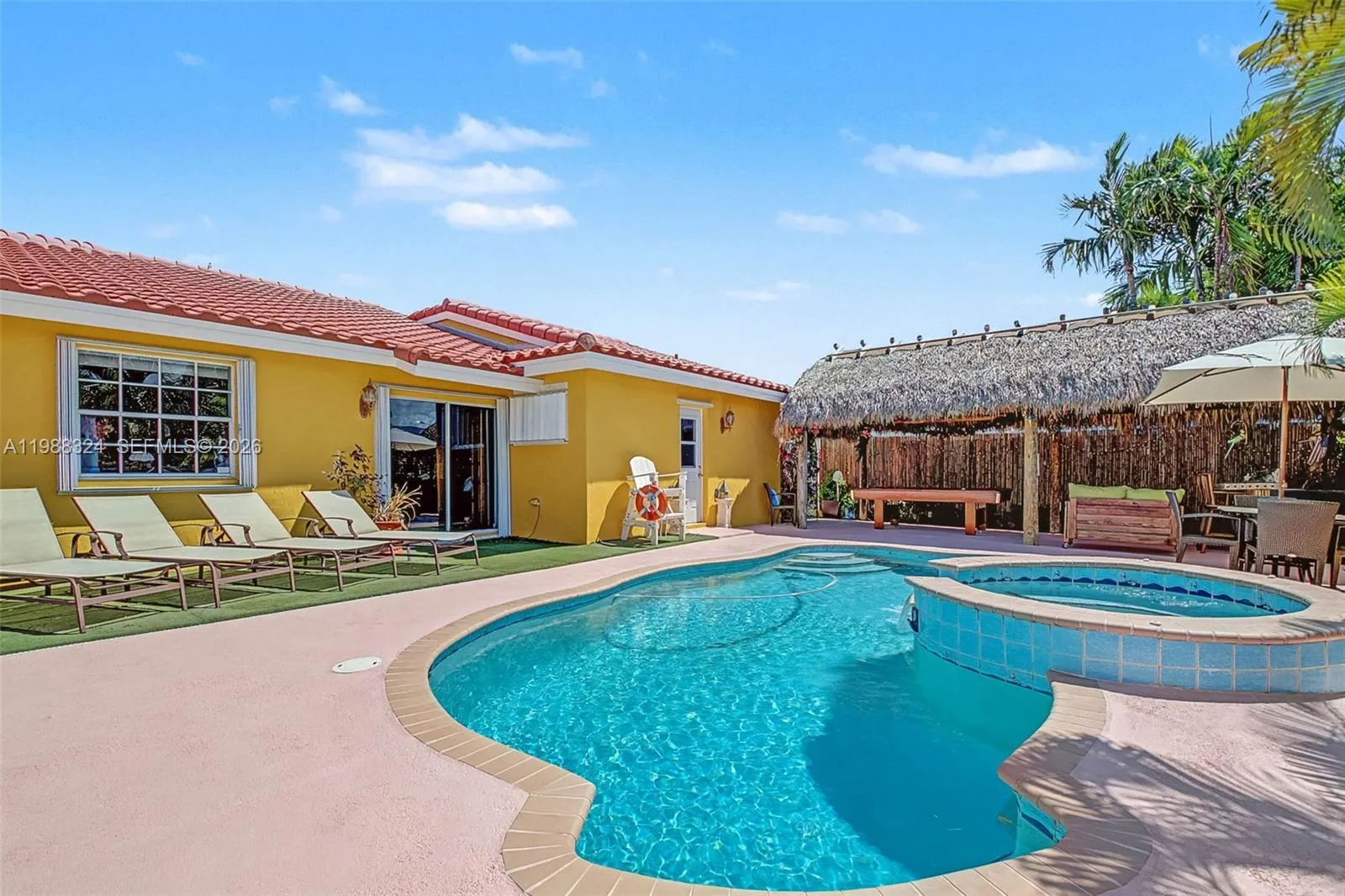 3 bedroom 2 bath for sale at 21040 SW 85th Pass, Cutler Bay FL 33189