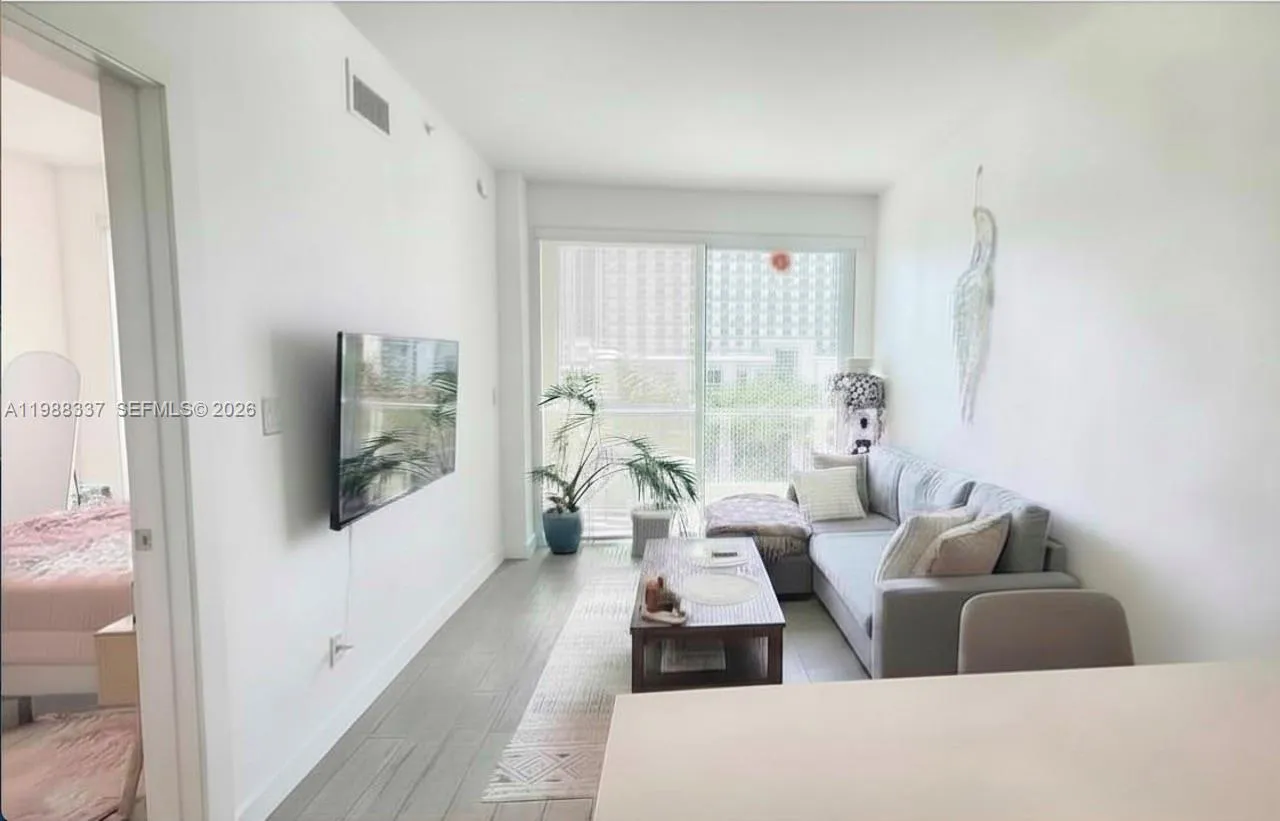 321 NE 26th St # 514, Miami FL 33137