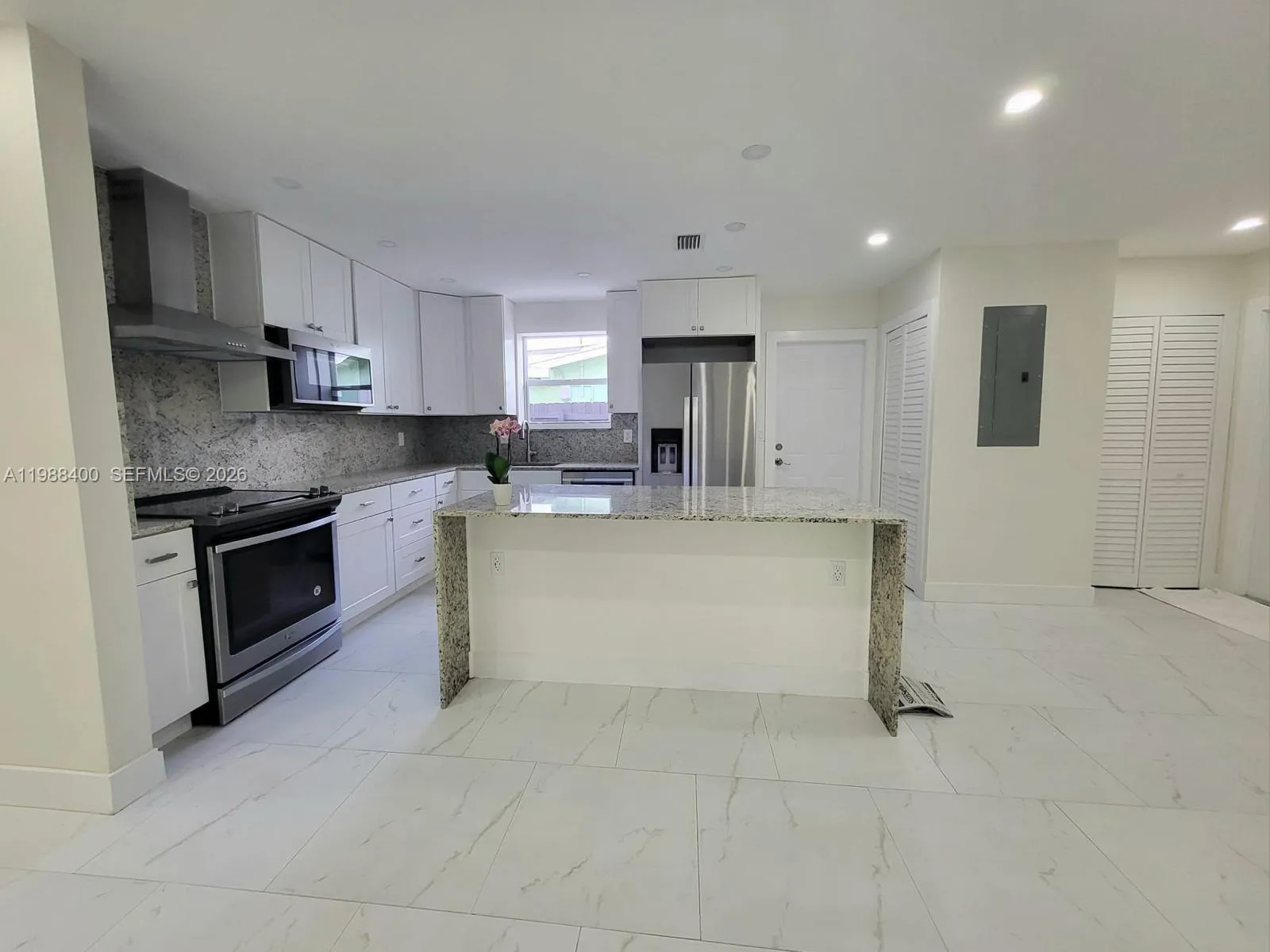 8140 NW 11th Ct # 8140, Pembroke Pines FL 33024