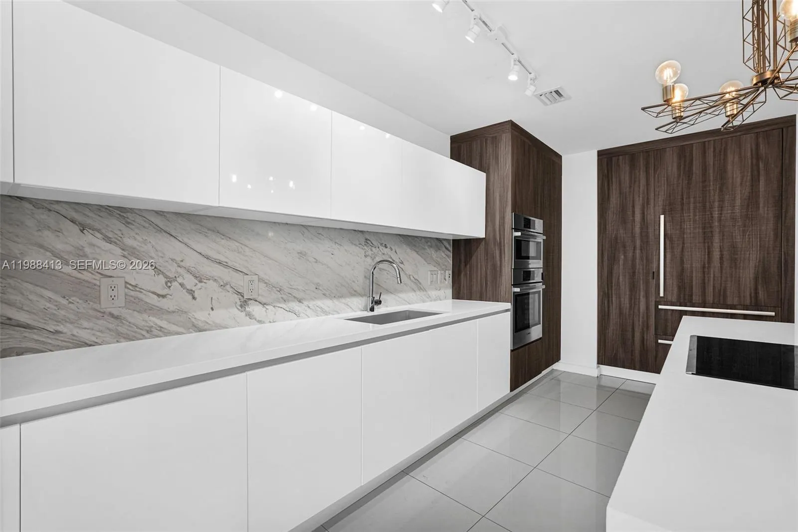 851 NE 1st Ave # 2912, Miami FL 33132