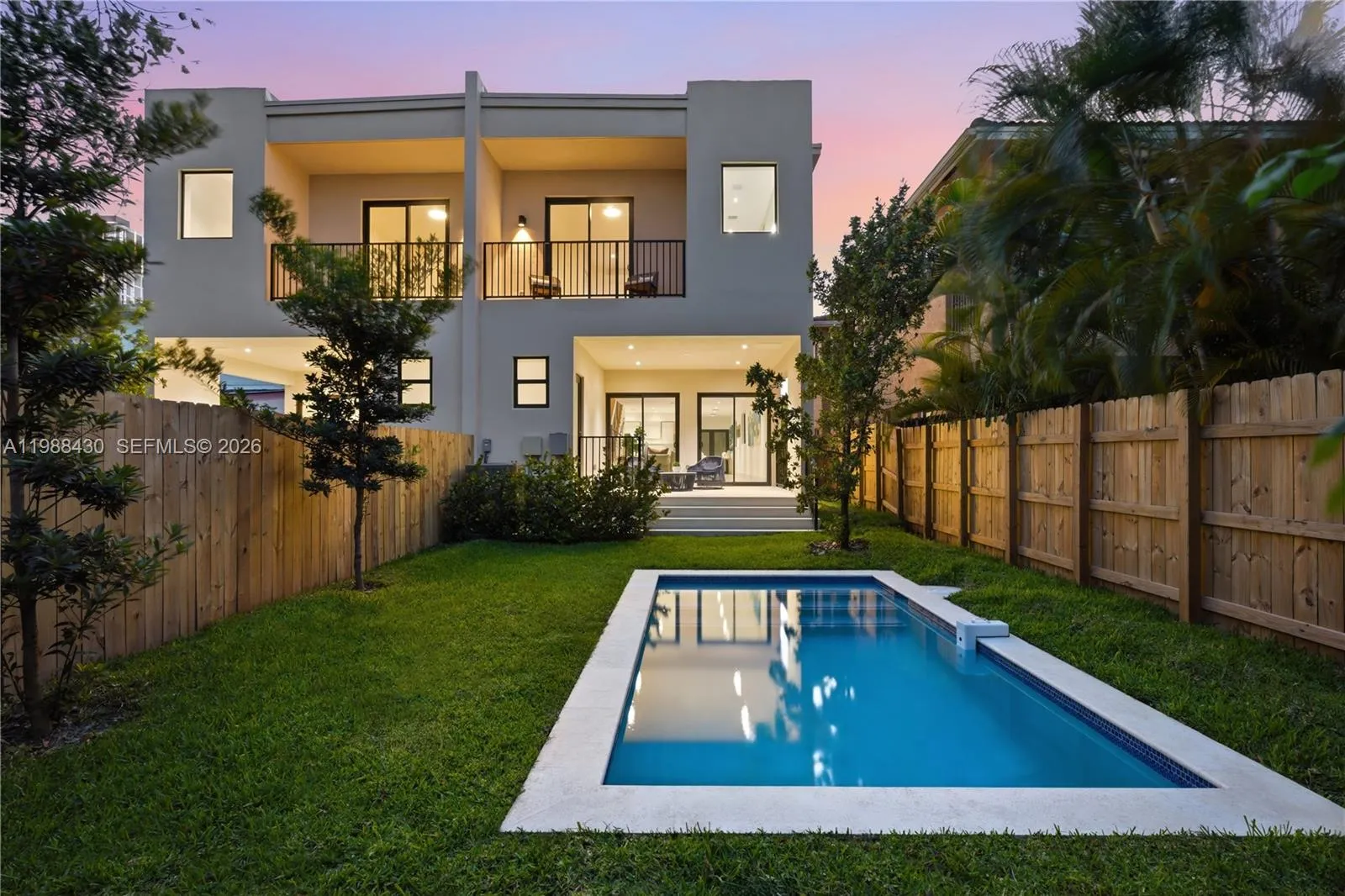2925 SW 36th Ave, Miami FL 33133