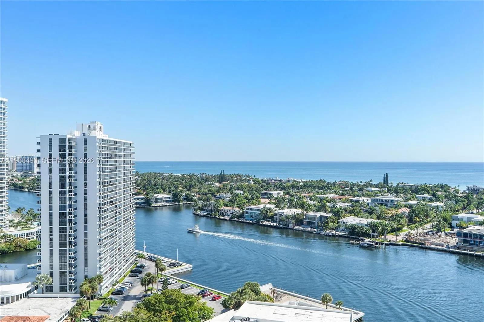 2 bedroom 2 bath for sale at 20281 E Country Cub Drive # 1712, Aventura FL 33180