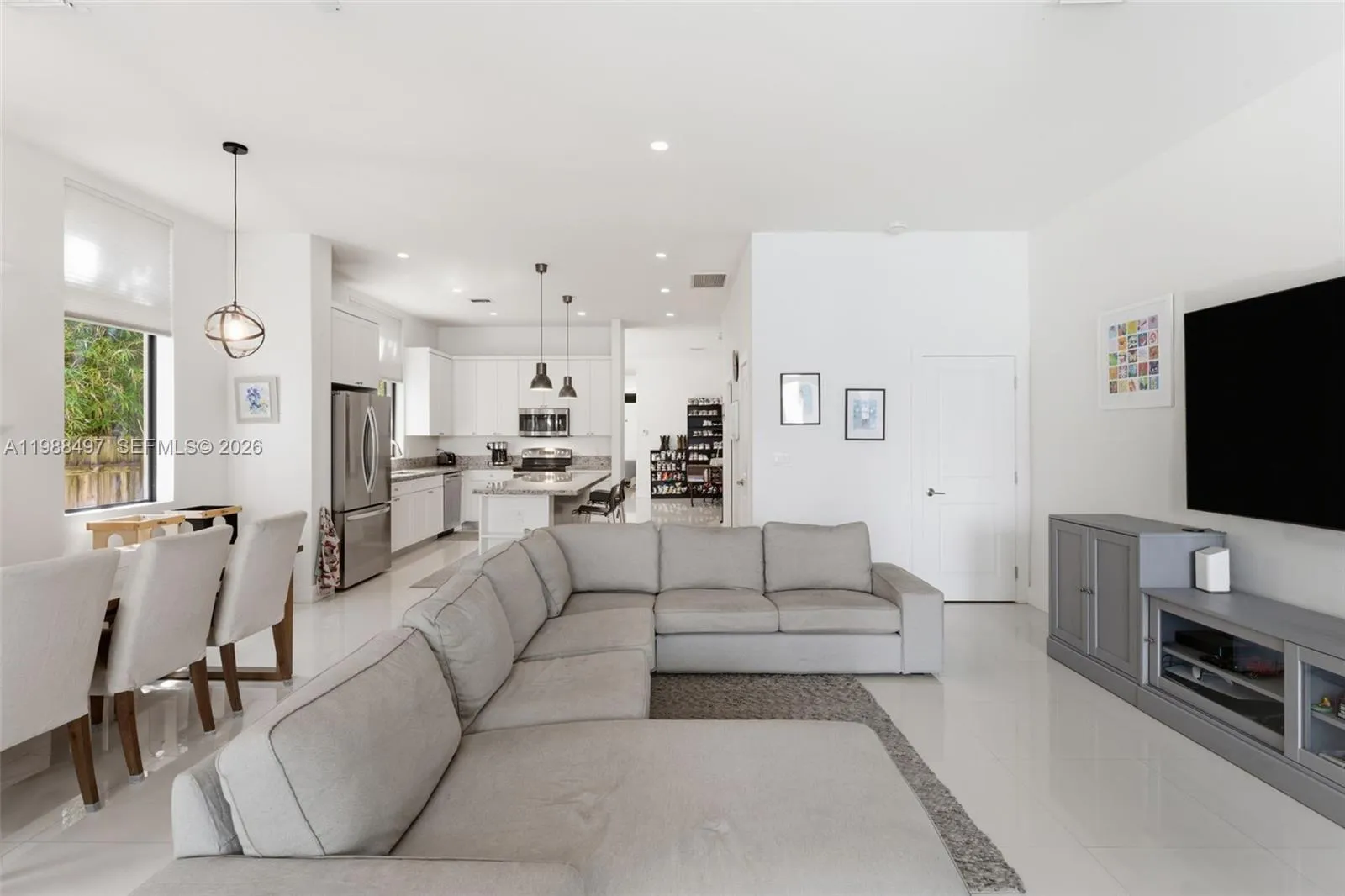 3 bedroom 2 bath for sale at 3407 Day Ave # 3407, Miami FL 33133