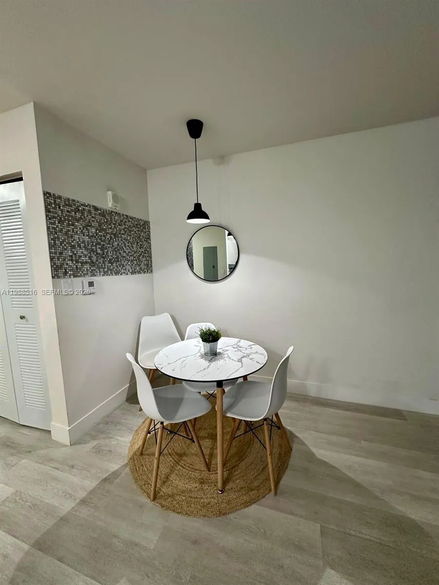 19380 NE 26th Ave # 305, Miami FL 33180