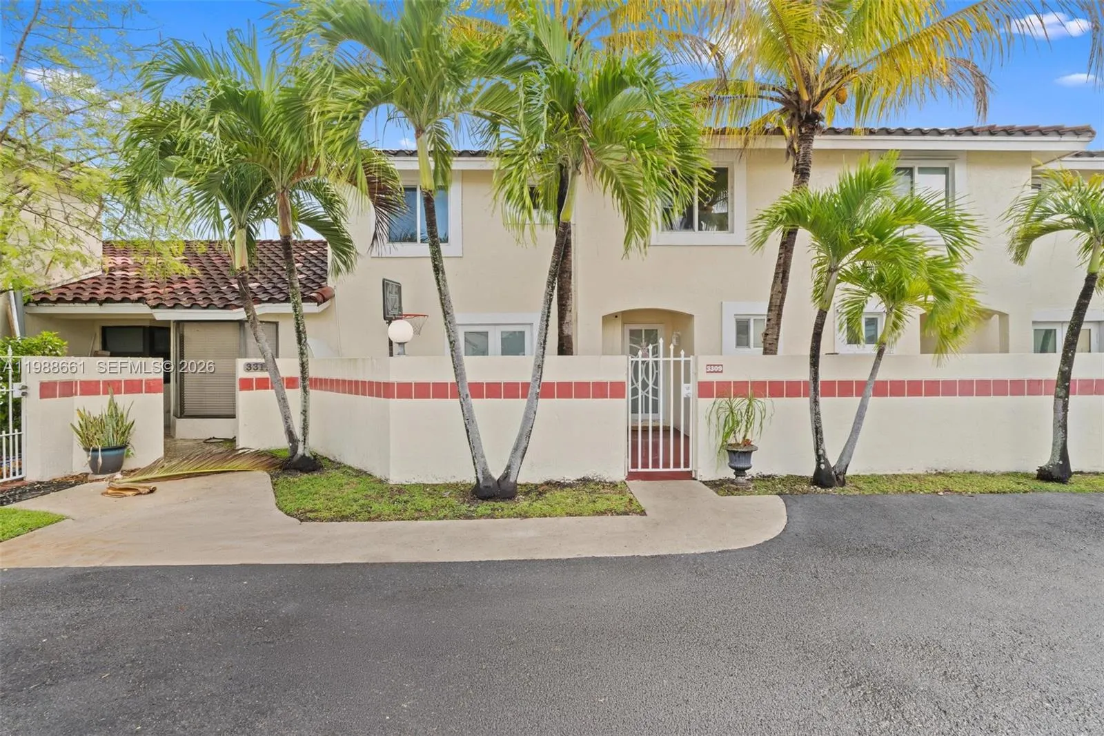 3309 San Remo Cir, Homestead FL 33035