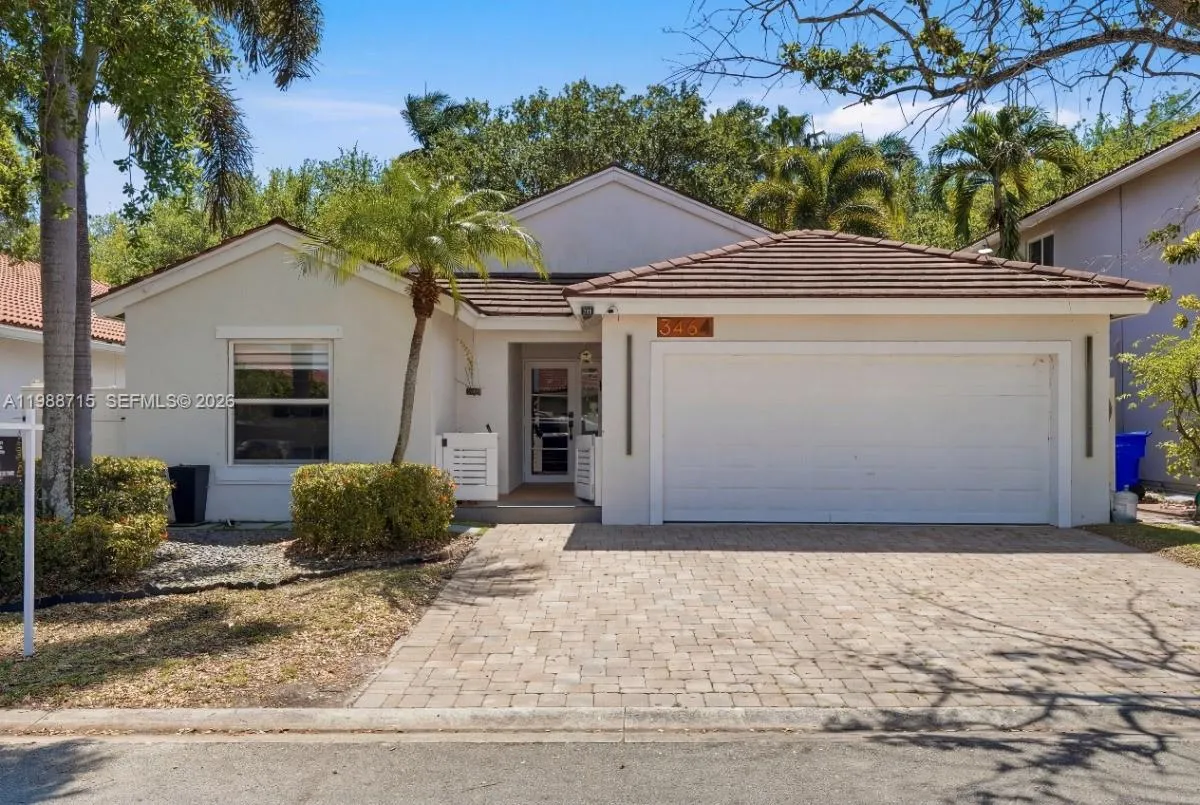 3 bedroom 2 bath for sale at 3464 SW 51st St, Hollywood FL 33312