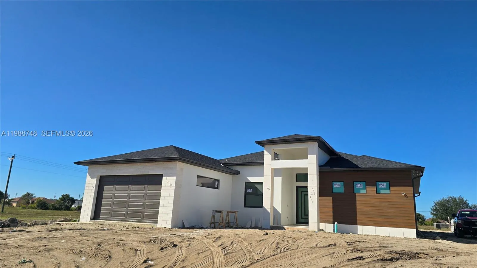 4 bedroom 4 bath for sale at 2006 Nelson RD N, Cape Coral FL 33993