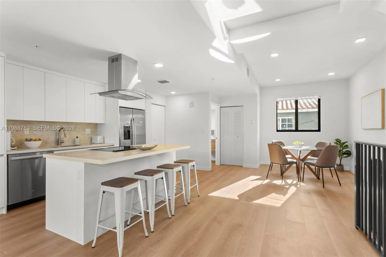 1376 SW 4th St # 7, Miami FL 33135