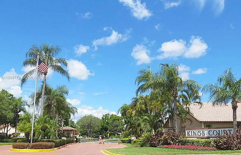 3 bedroom 2 bath for sale at 11378 SW 84th Ln, Miami FL 33173