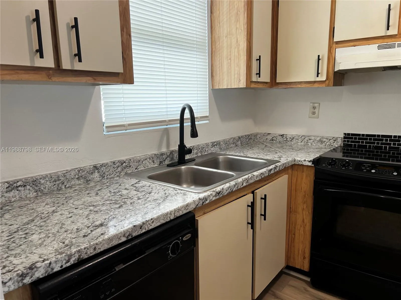 6001 Shakerwood Cir # 204, Tamarac FL 33319