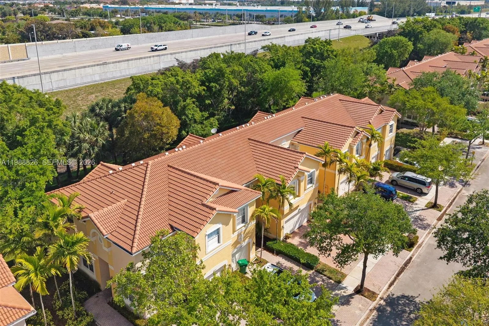 12471 SW 42nd St, Miramar FL 33027