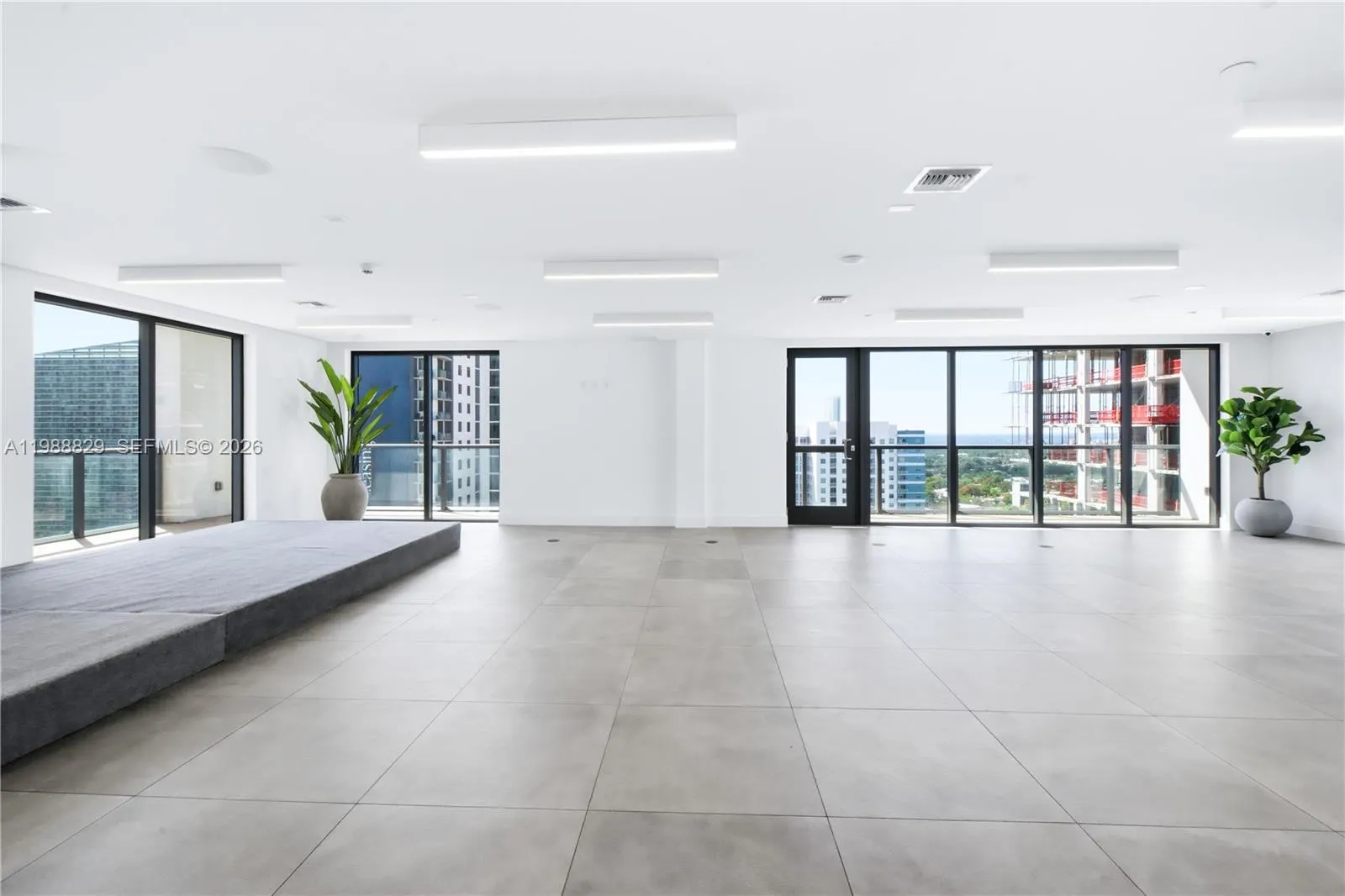 239 SW 9th St # 2401, Miami FL 33130