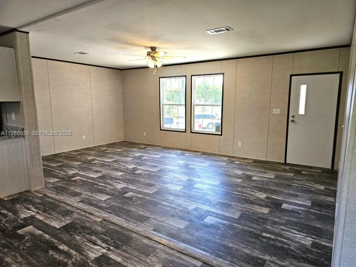 881 Woodland Blvd, Clewiston FL 33440