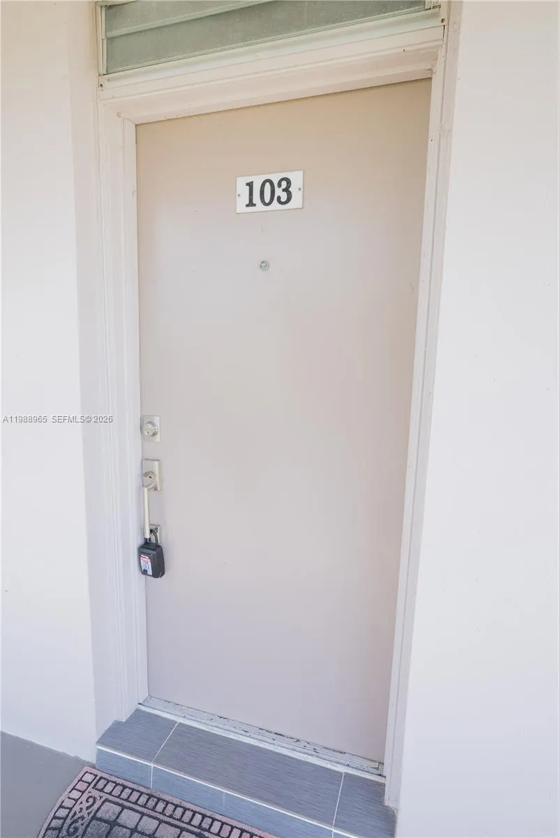 2800 NW 47th Ter # 103B, Lauderdale Lakes FL 33313