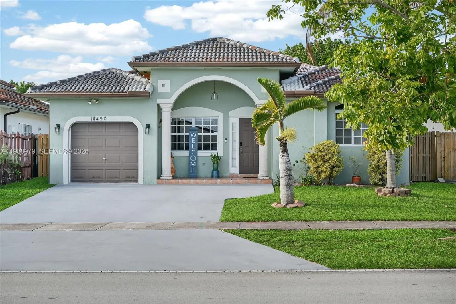 3 bedroom 2 bath for sale at 14490 SW 180th St, Miami FL 33177