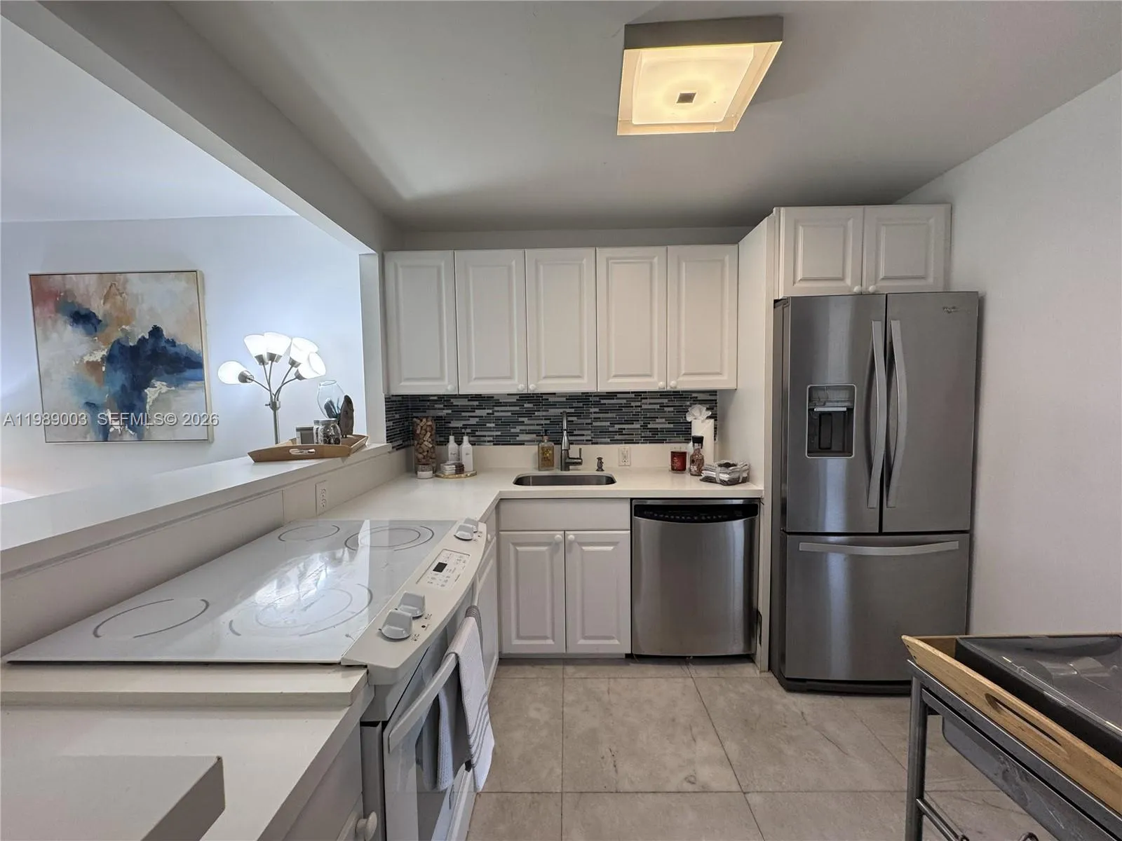 1 bedroom 1 bath for sale at 3301 N Country Club Dr # 104, Aventura FL 33180
