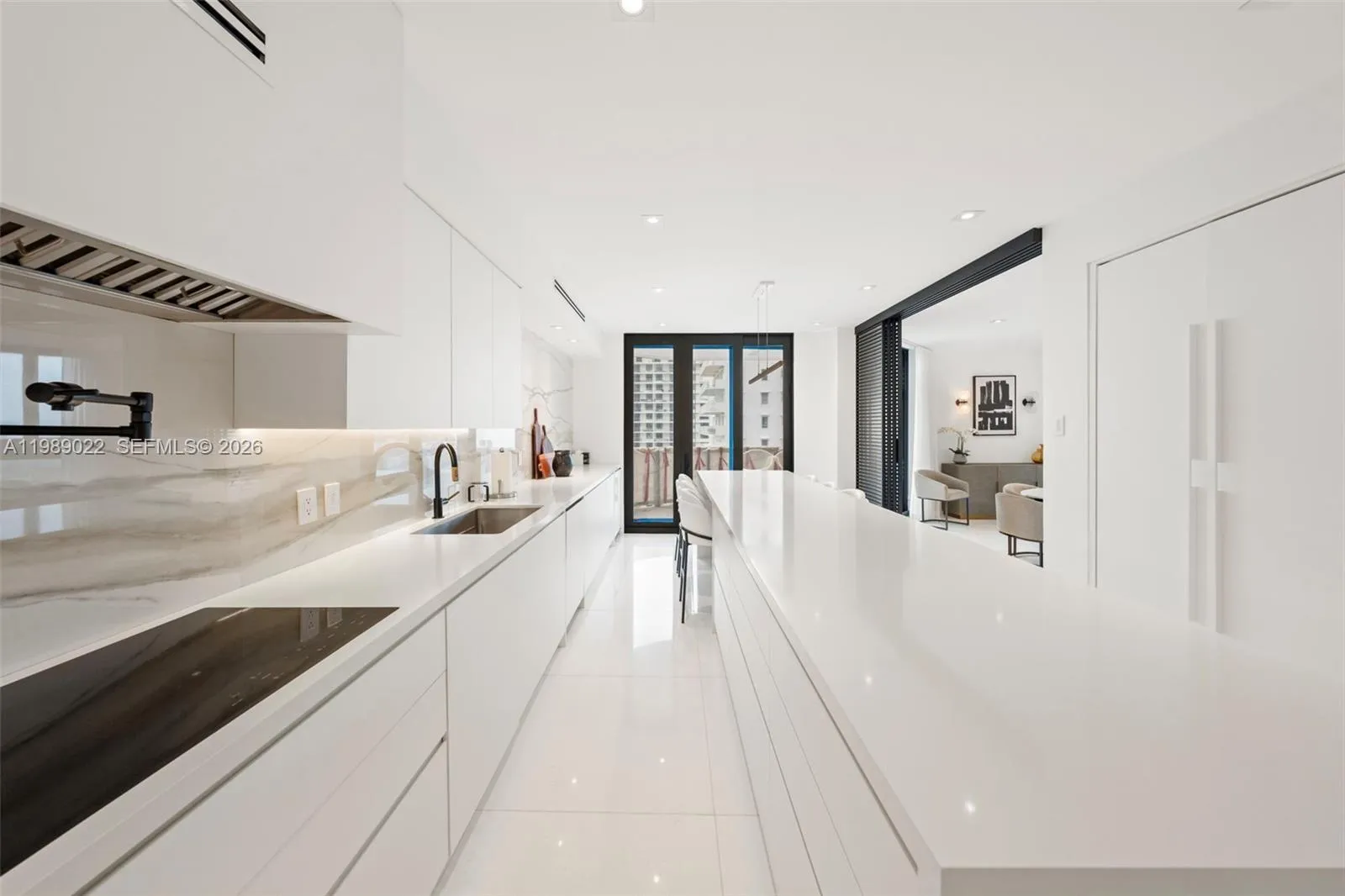 9999 Collins Ave # 11J, Bal Harbour FL 33154