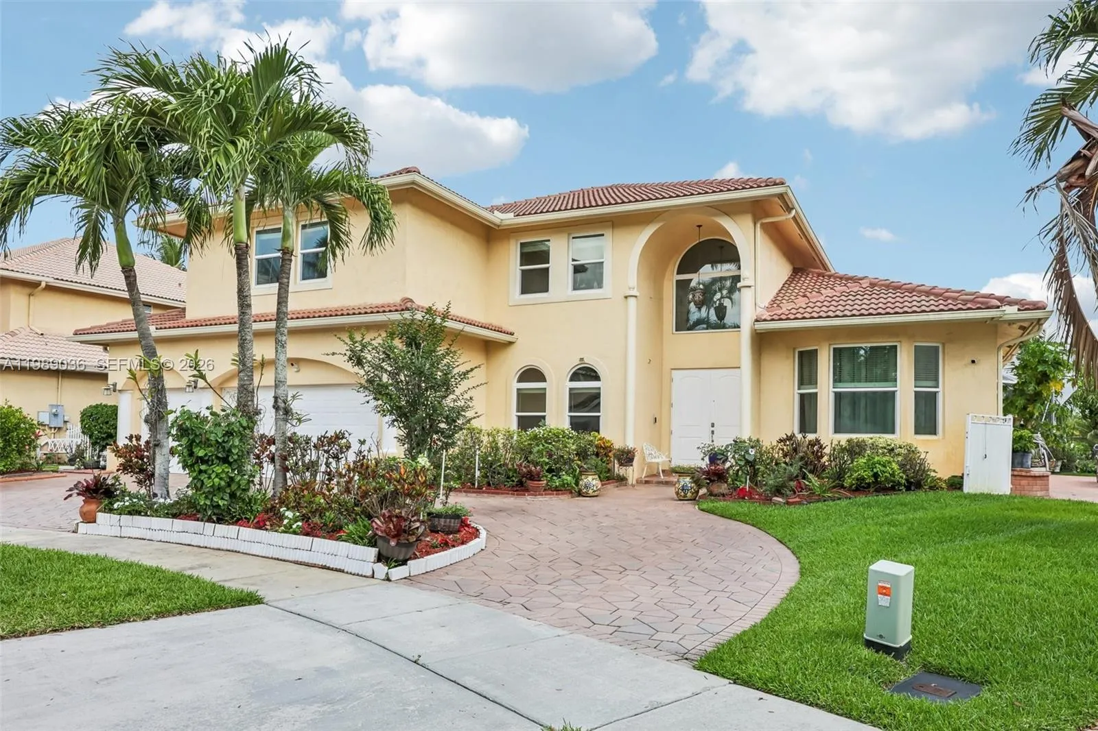 17211 SW 12th St, Pembroke Pines FL 33029