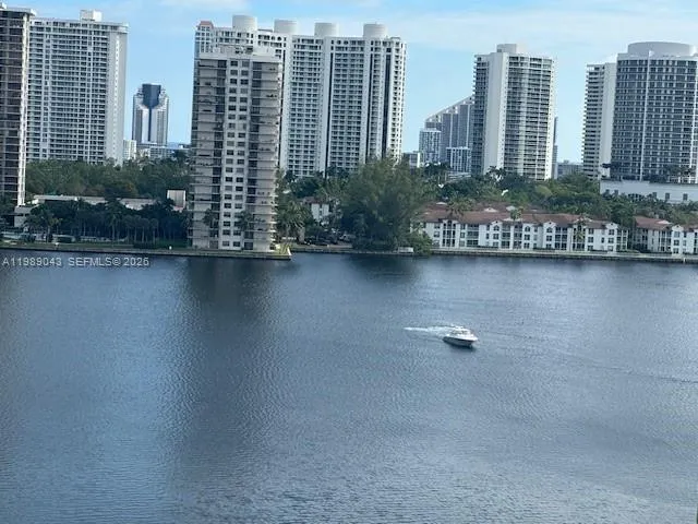 2750 NE 183rd St # 1201, Aventura FL 33160