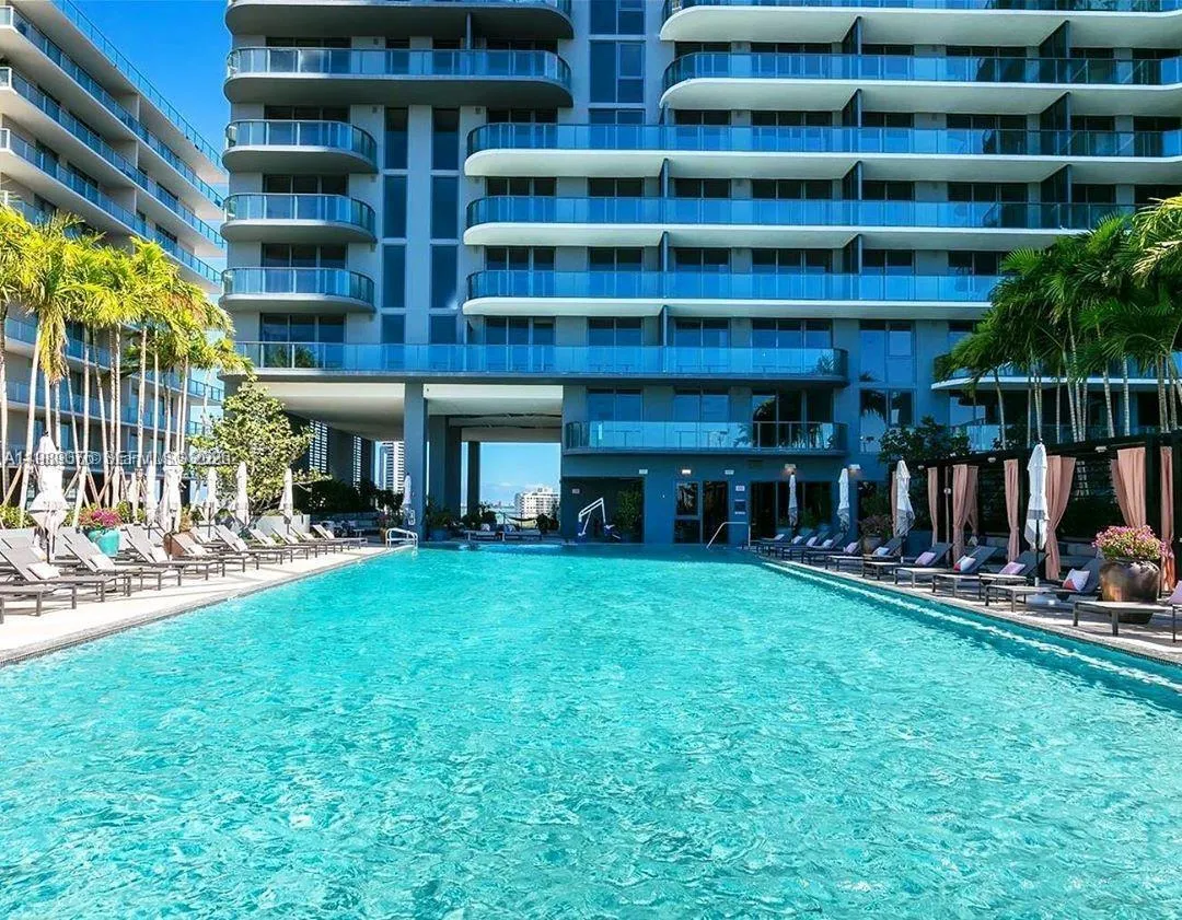 121 NE 34th St # 2115, Miami FL 33137