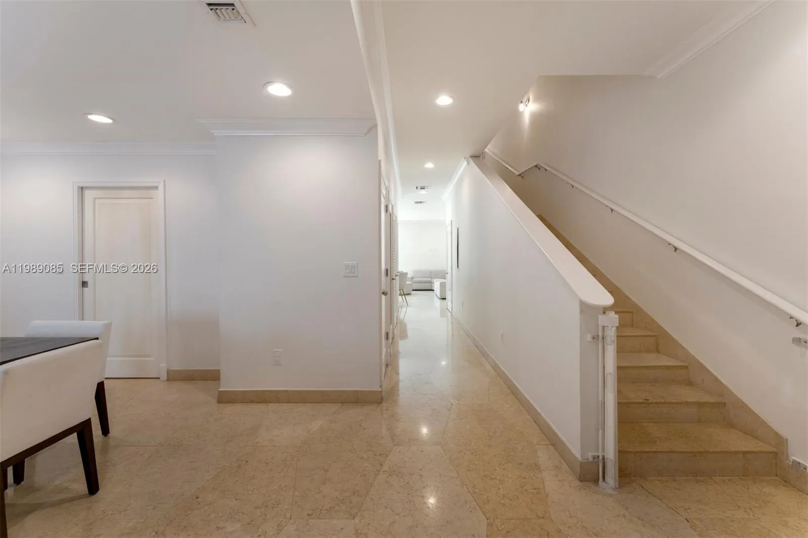 1566 NE Quayside Ter # D14, Miami FL 33138