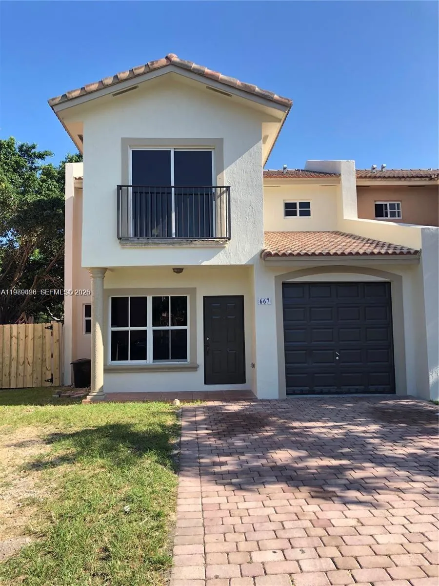 4 bedroom 2 bath for sale at 667 SW 10th St, Florida City FL 33034