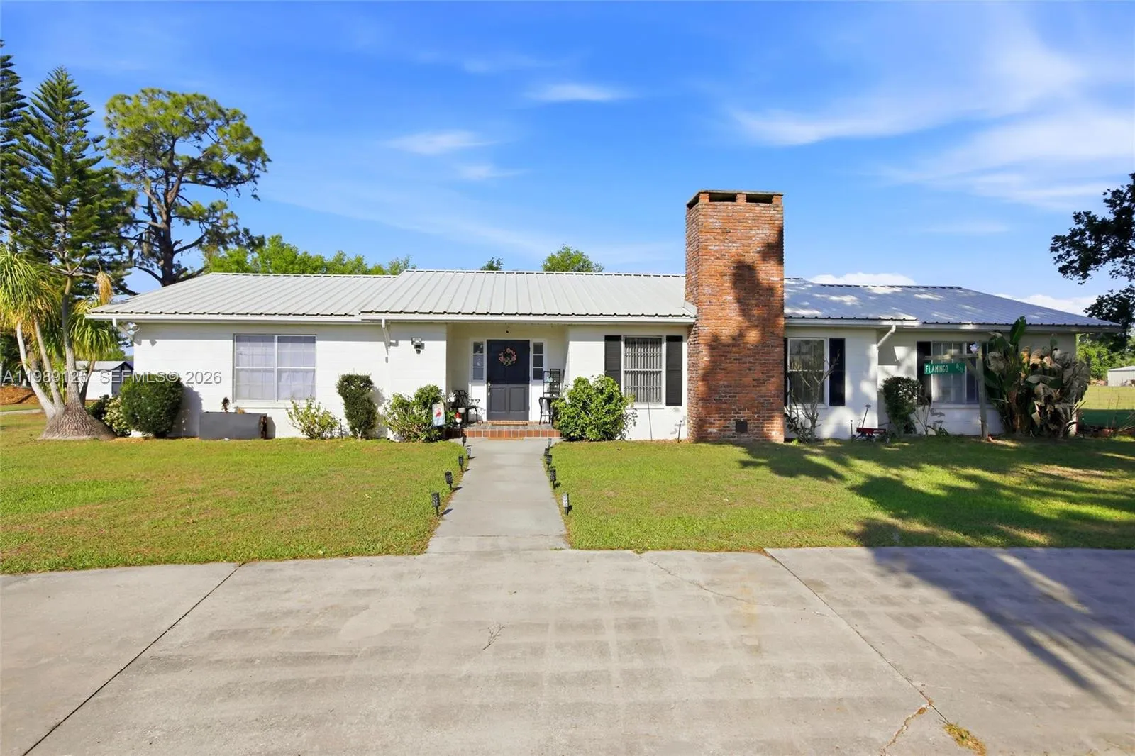 3 bedroom 2 bath for sale at 3903 Edison Avenue, Other City - In The State Of Florida FL 33834