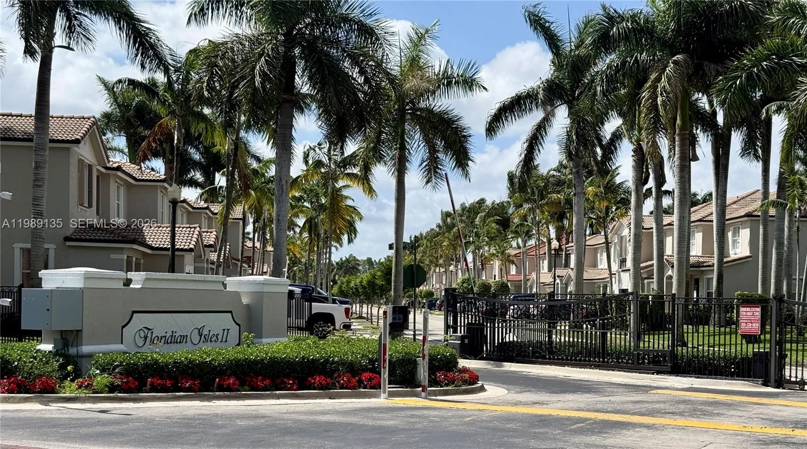 909 NE 42nd Ave, Homestead FL 33033