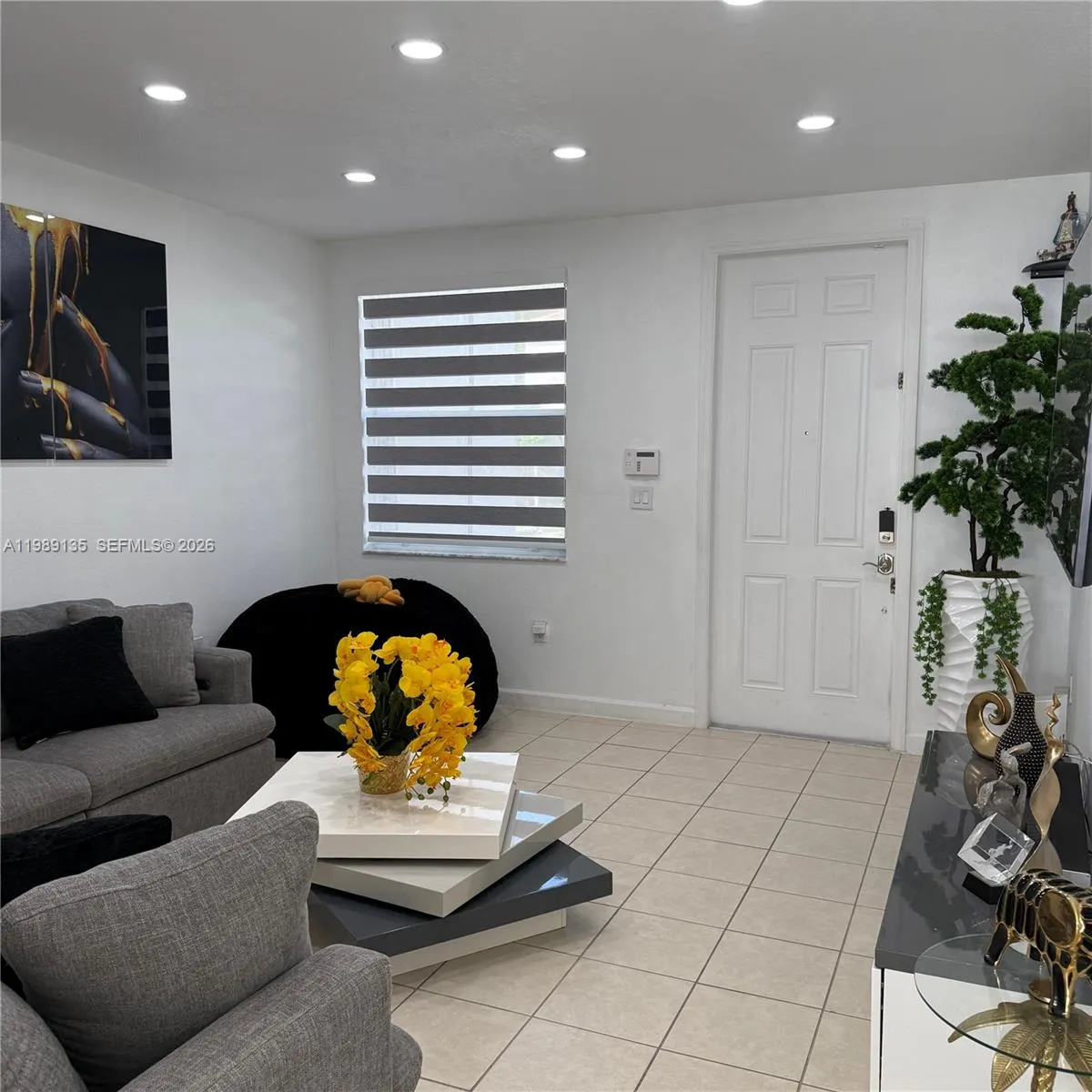 909 NE 42nd Ave, Homestead FL 33033